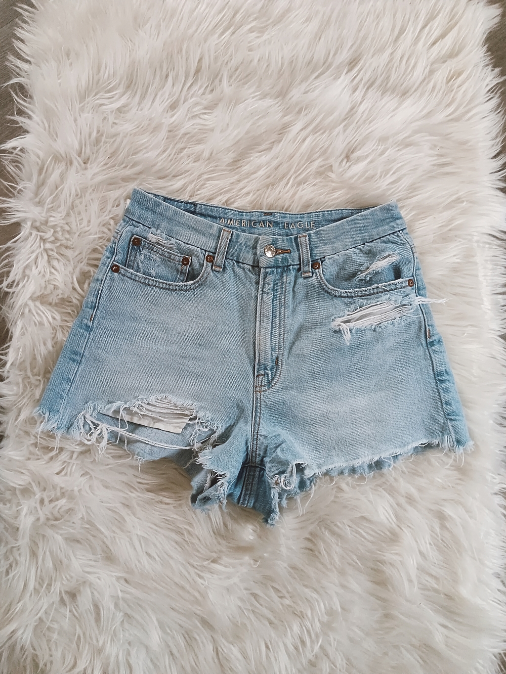 American Eagle High Rise Curvy 90s Boyfriend Distressed Denim Blue Jean Shorts